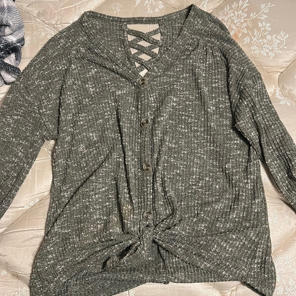 Large No Boundaries shirt